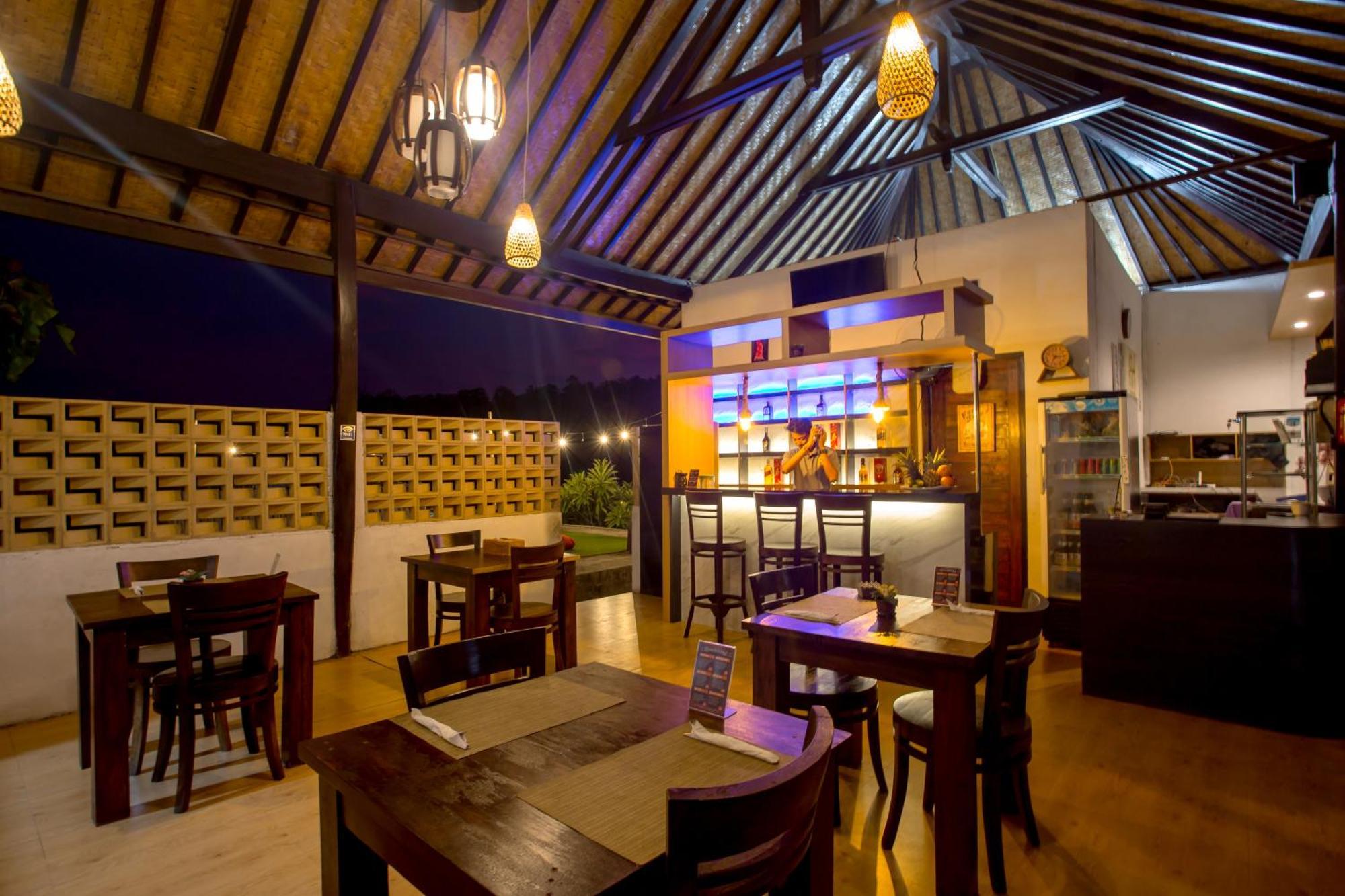 Abasan Hill Hotel And Spa Toyapakeh Luaran gambar